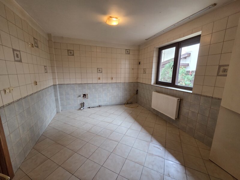 Prelungirea Ghencea, vila individuala Dual-Living 232 mp.